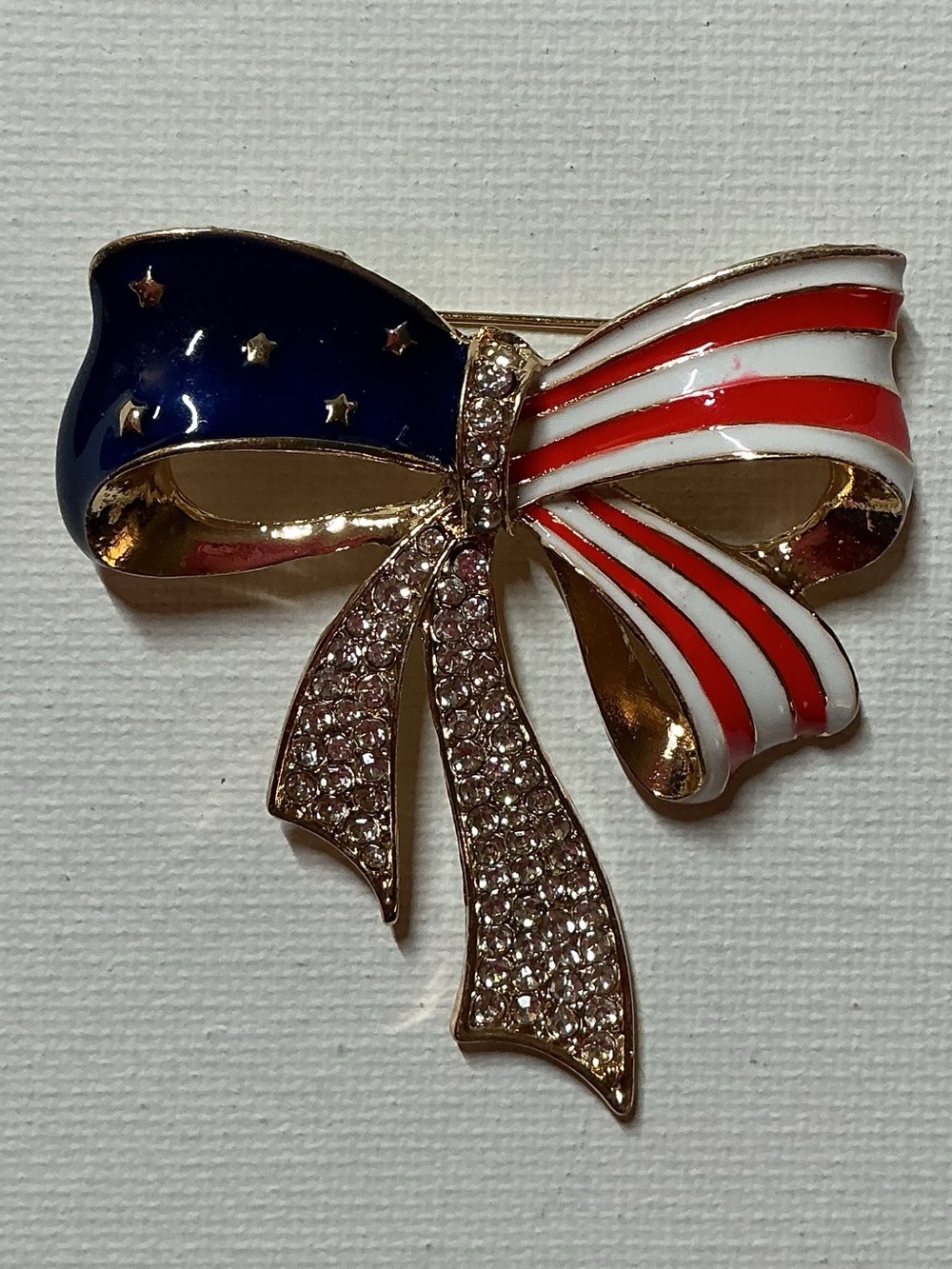 Patriotic American Flag Bow Design Brooch - Enamel & Rhinestone - nwot